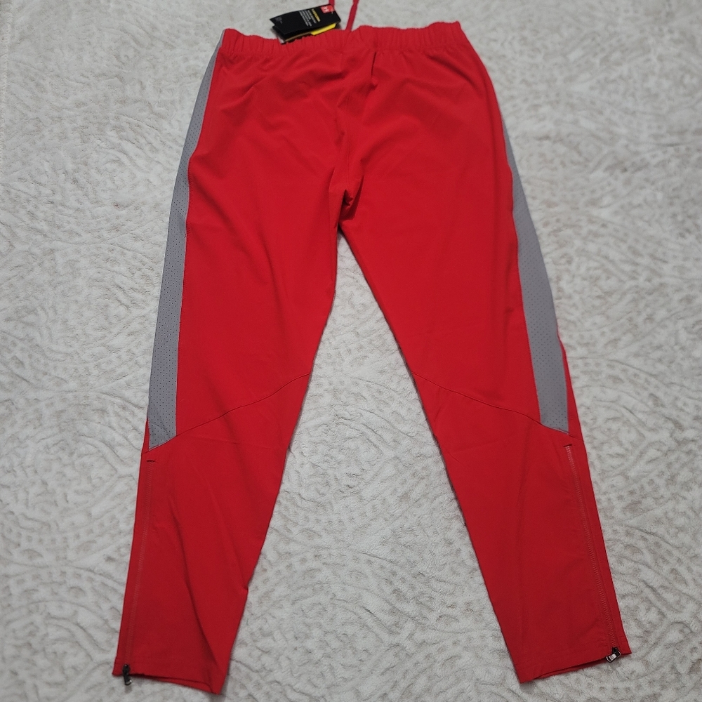 Under Armour Women's Woven Warm Up Pants Size M Red/gray NWT - Picture 4 of 16